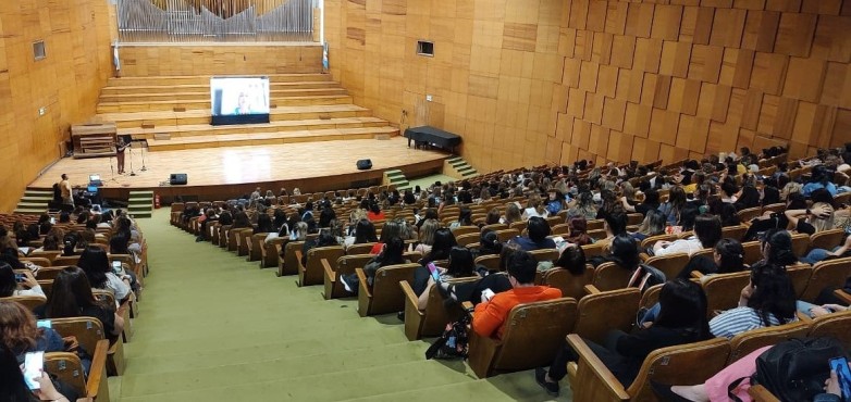 Más de 1.000 docentes en el primer ateneo didáctico en alfabetización Más de 1.000 docentes en el primer ateneo didáctico en alfabetización