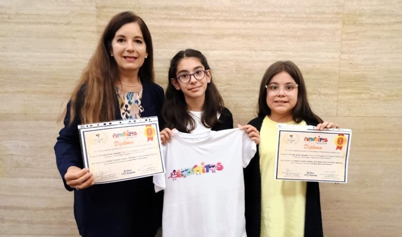 Alumnas del colegio María Auxiliadora ganaron un concurso nacional de escritura Alumnas del colegio María Auxiliadora ganaron un concurso nacional de escritura