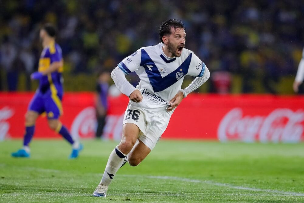 El héroe que Vélez le sacó a Boca por una subasta, ama la táctica, estudia y se alejó de las redes sociales