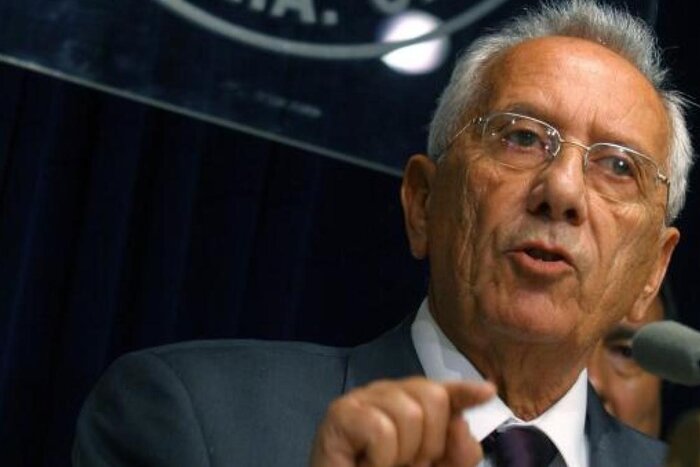 Murió Héctor Recalde Murió Héctor Recalde