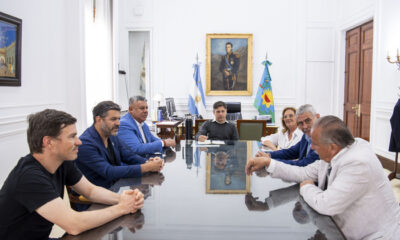 Chiqui Tapia asume en la CEAMSE y Kicillof sella una alianza política 