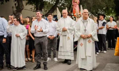 Orrego participó de la procesión en honor a Santa Lucía