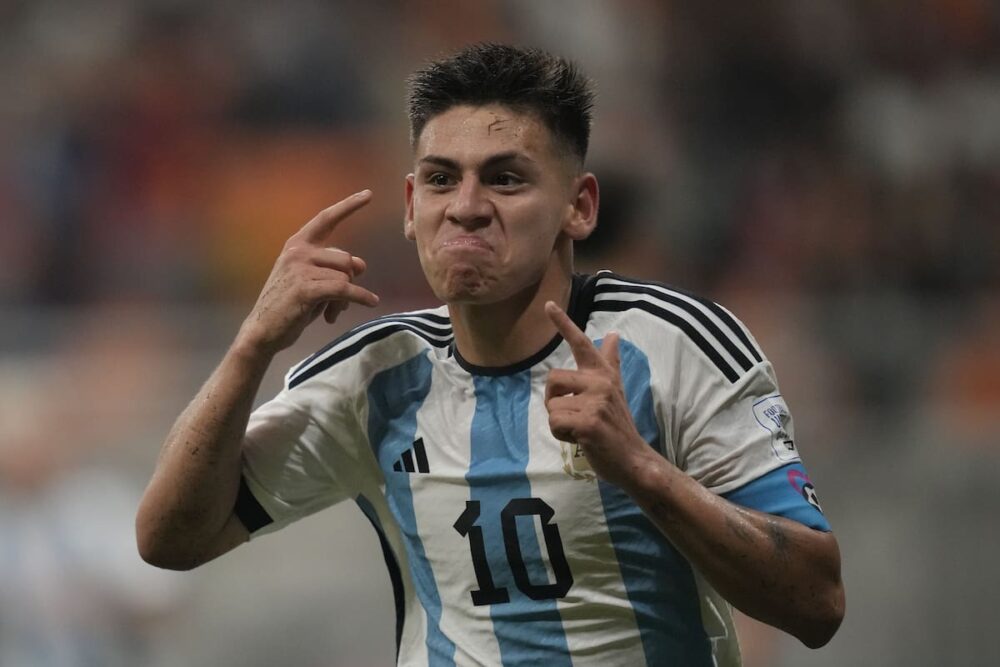 Placente dio la primera lista de la Sub 20, con cuatro de River, tres de Boca, uno del City y… «el nuevo Garnacho»