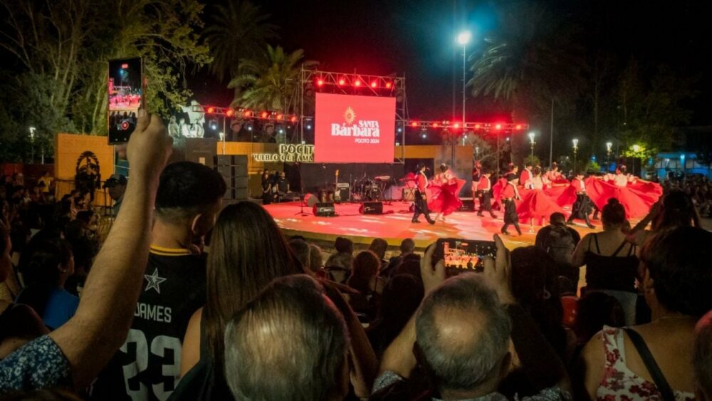 Los artistas de Pocito brillaron en el inicio de la Fiesta de Santa Bárbara Los artistas de Pocito brillaron en el inicio de la Fiesta de Santa Bárbara