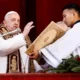 En su mensaje de Navidad, el Papa pidió silenciar las armas en Medio Oriente