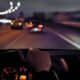 La Inteligencia Artificial reveló cuáles son las canciones que no pueden faltar en la ruta para irse de viaje