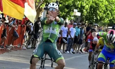 Cobarrubia le ganó el sprint a Tivani y se impuso en la Clásica Difunta Correa