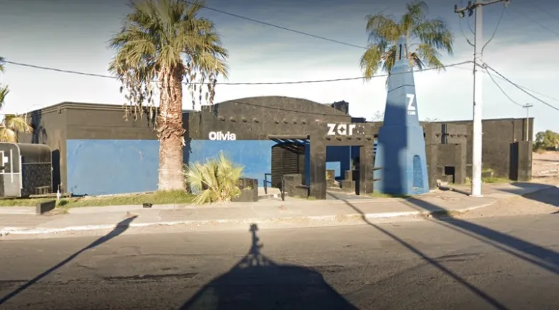 Armado y a la salida del boliche, esperaba al novio de su hija tras una supuesta agresión Armado y a la salida del boliche, esperaba al novio de su hija tras una supuesta agresión