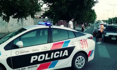 La policía detuvo a dos mujeres que peleaban; una de ellas estaba armada