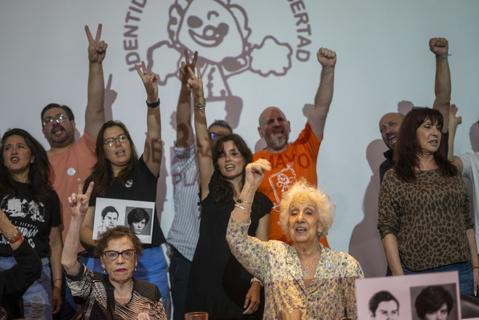 Las Abuelas de Plaza de Mayo anunciaron la restitución de la nieta 139 Las Abuelas de Plaza de Mayo anunciaron la restitución de la nieta 139