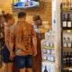 La vidriera sanjuanina en la costa tendrá 50% más productos y recibe unas 100 visitas al día