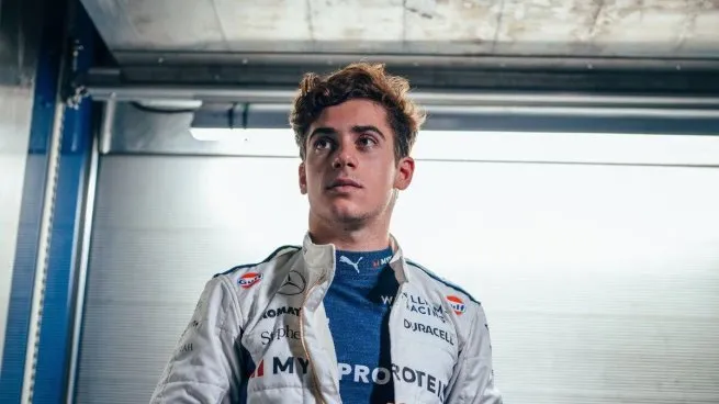 Franco Colapinto ayudó a un niño con leucemia que habría sido estafado por otro piloto Franco Colapinto ayudó a un niño con leucemia que habría sido estafado por otro piloto