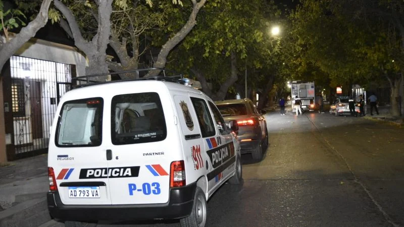 Un menor detenido por intentar robar en dos casas Un menor detenido por intentar robar en dos casas