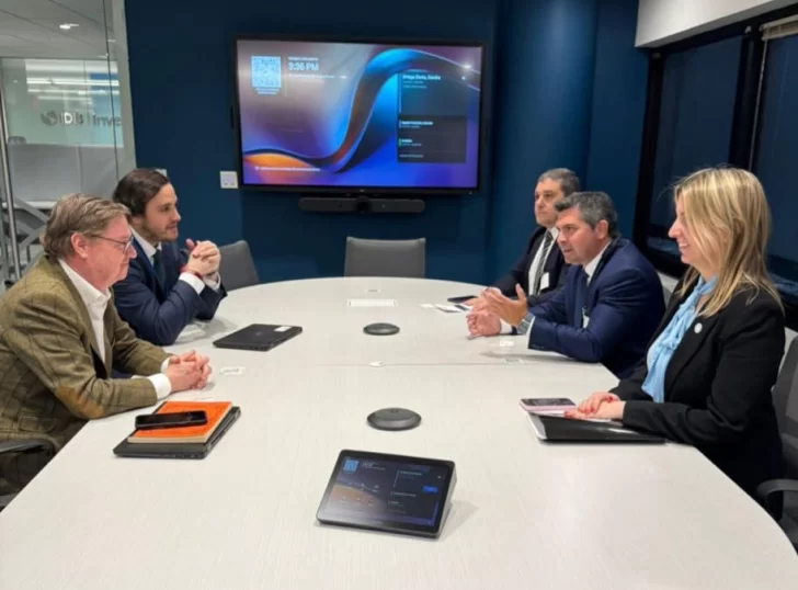 Orrego se reunió con autoridades de BID en Estados Unidos Orrego se reunió con autoridades de BID en Estados Unidos