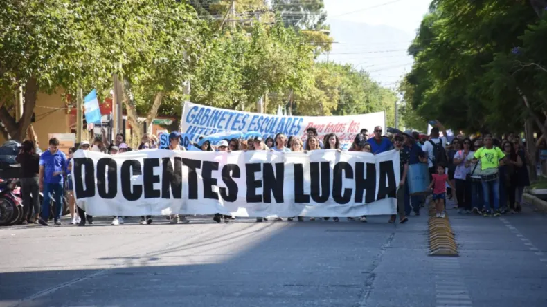 Los docentes sanjuaninos se preparan para llevar a cabo el primer paro de los dos anunciados Los docentes sanjuaninos se preparan para llevar a cabo el primer paro de los dos anunciados