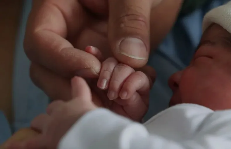 Baja natalidad en San Juan: los jóvenes postergan o renuncian a ser padres y hasta prefieren mascotas ¿por qué? Baja natalidad en San Juan: los jóvenes postergan o renuncian a ser padres y hasta prefieren mascotas ¿por qué?
