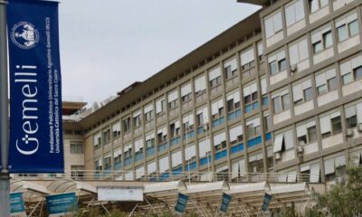 El Papa pasó una noche tranquila en el Gemelli