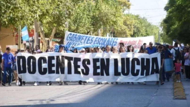 Gremios rechazaron la propuesta oficial y UDAP convocó a paro Gremios rechazaron la propuesta oficial y UDAP convocó a paro