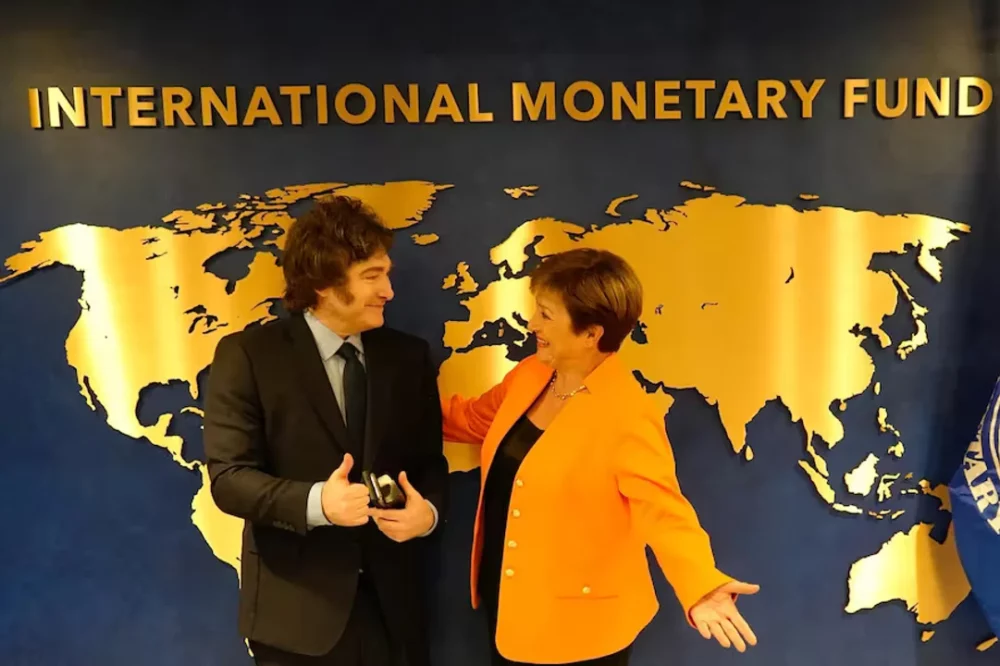 Emiten DNU para sellar pacto con el FMI: lo enviarán al Congreso Emiten DNU para sellar pacto con el FMI: lo enviarán al Congreso