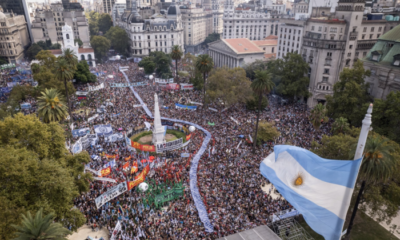 El Gobierno prohibió el uso de drones sobre Plaza de Mayo y Olivos