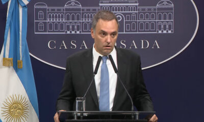 El Gobierno anunció que desclasificará archivos de la SIDE sobre la dictadura