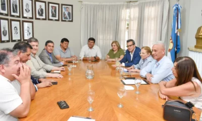 El PJ se reúne, en medio de la postulación de Gioja, disputas en el uñaquismo y los contactos de Gramajo con Kicillof
