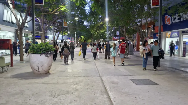 Semana Santa en San Juan: ¿ Cómo atenderá el comercio? Semana Santa en San Juan: ¿ Cómo atenderá el comercio?