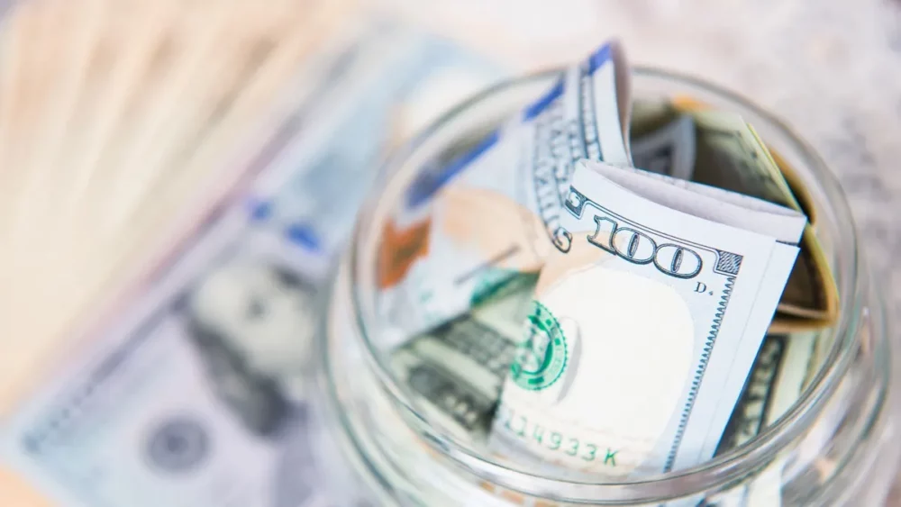 El dólar blue sigue en alza: llegó a los .400 en San Juan El dólar blue sigue en alza: llegó a los .400 en San Juan