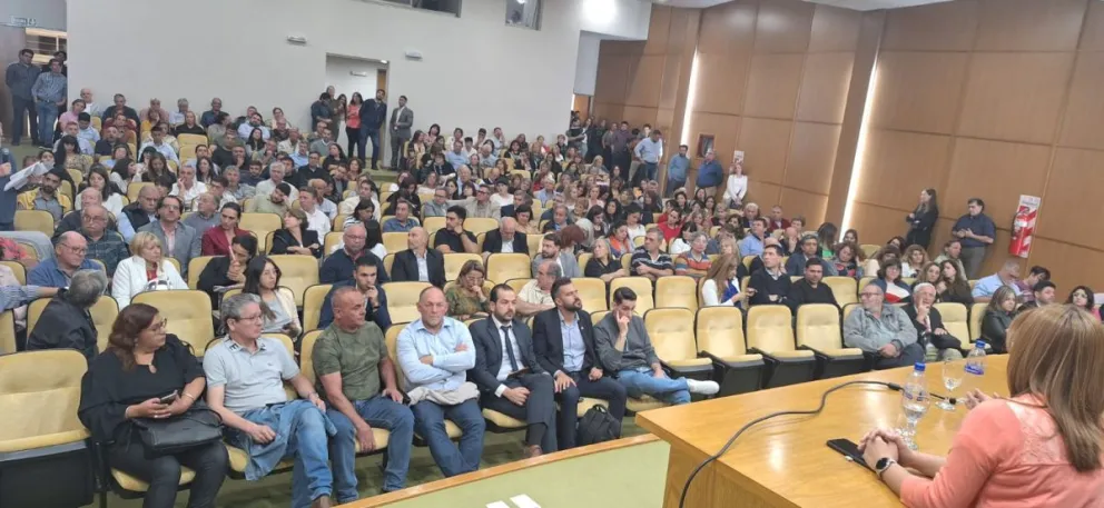 Con críticas a la titular de la Corte, la asamblea de abogados rechazó con fuerza la eliminación de la feria judicial Con críticas a la titular de la Corte, la asamblea de abogados rechazó con fuerza la eliminación de la feria judicial
