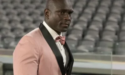 Segundo Castillo volvió a ser tendencia tras lucir un traje rosa ante River por Copa Libertadores