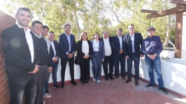 Intendentes del PJ en un encuentro clave con una figura nacional Intendentes del PJ en un encuentro clave con una figura nacional