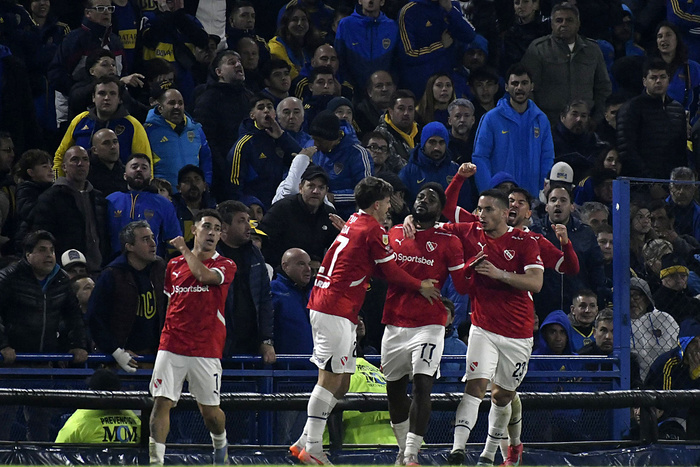 Boca fue eliminado por Independiente y la furia volvió a la Bombonera Boca fue eliminado por Independiente y la furia volvió a la Bombonera