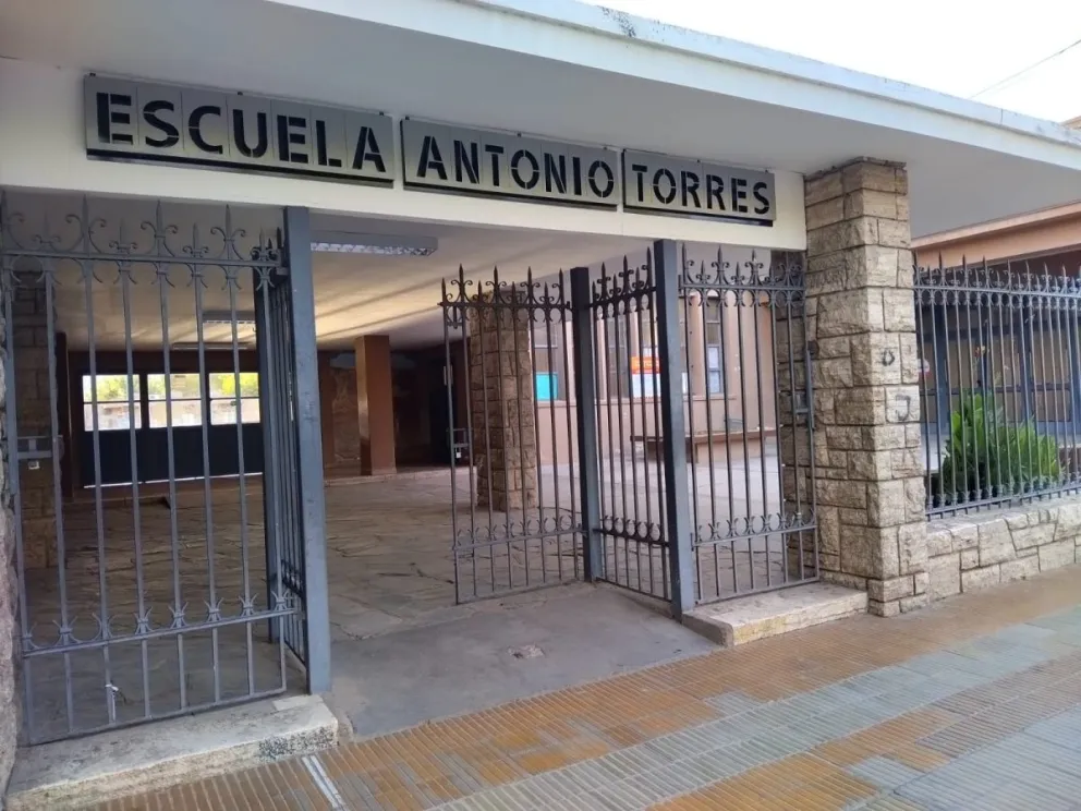 Por el paro de colectivos, ¿qué pasará con los ausentes en las escuelas? Por el paro de colectivos, ¿qué pasará con los ausentes en las escuelas?