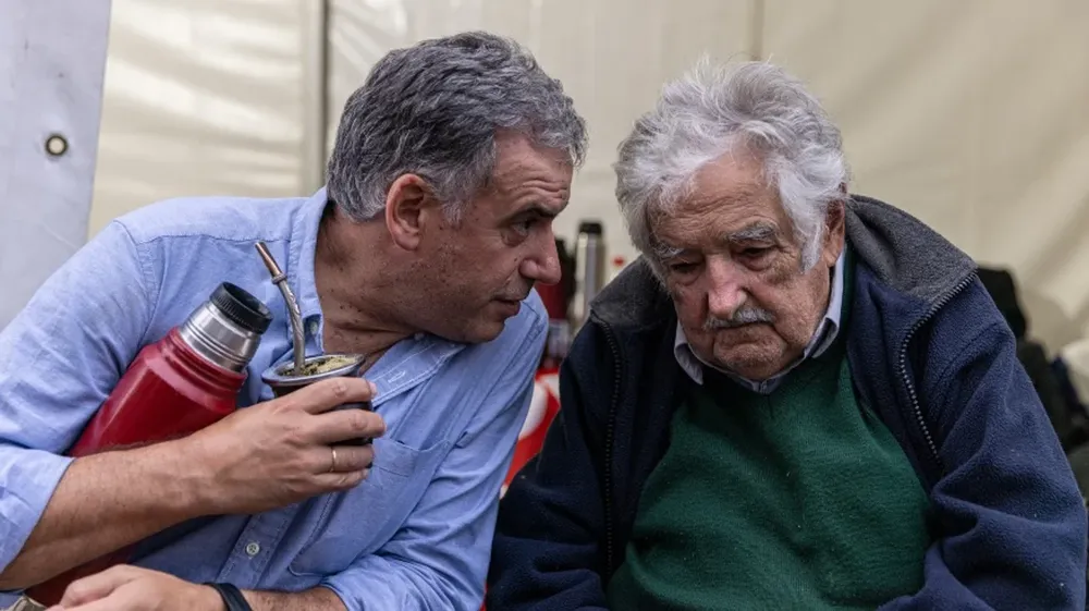 El estado de salud de «Pepe» Mujica: «Está mal y hay que dejarlo tranquilo» El estado de salud de «Pepe» Mujica: «Está mal y hay que dejarlo tranquilo»